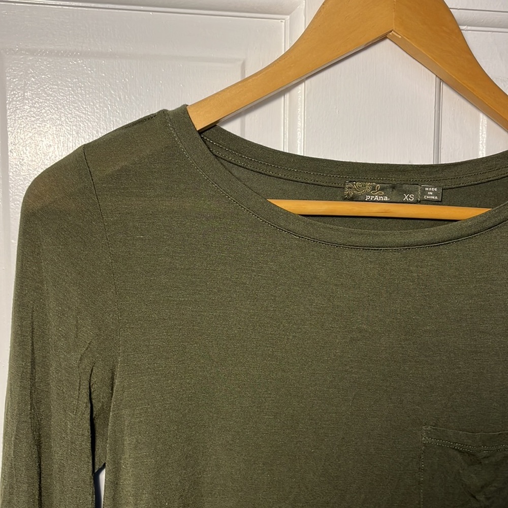 PRANA buttery soft cotton knit long sleeve T-shirt olive green size XS